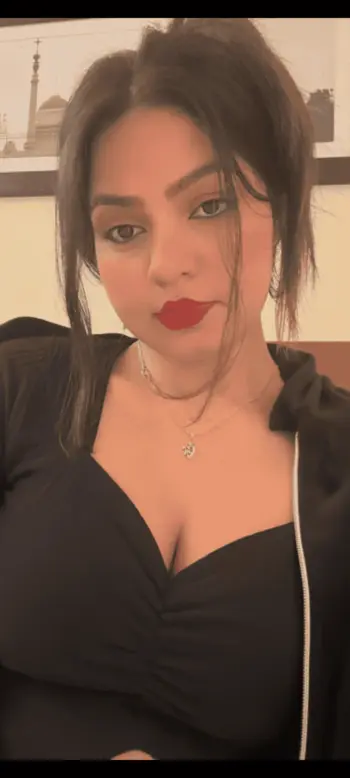 Young Beautiful Model Escort Available Near Ibis Hotel Aerocity